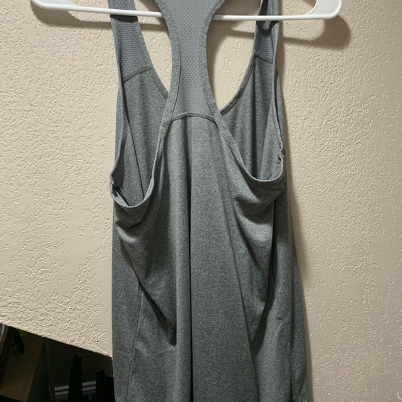 Xersion athletic top gray flowy - Picture 3 of 3